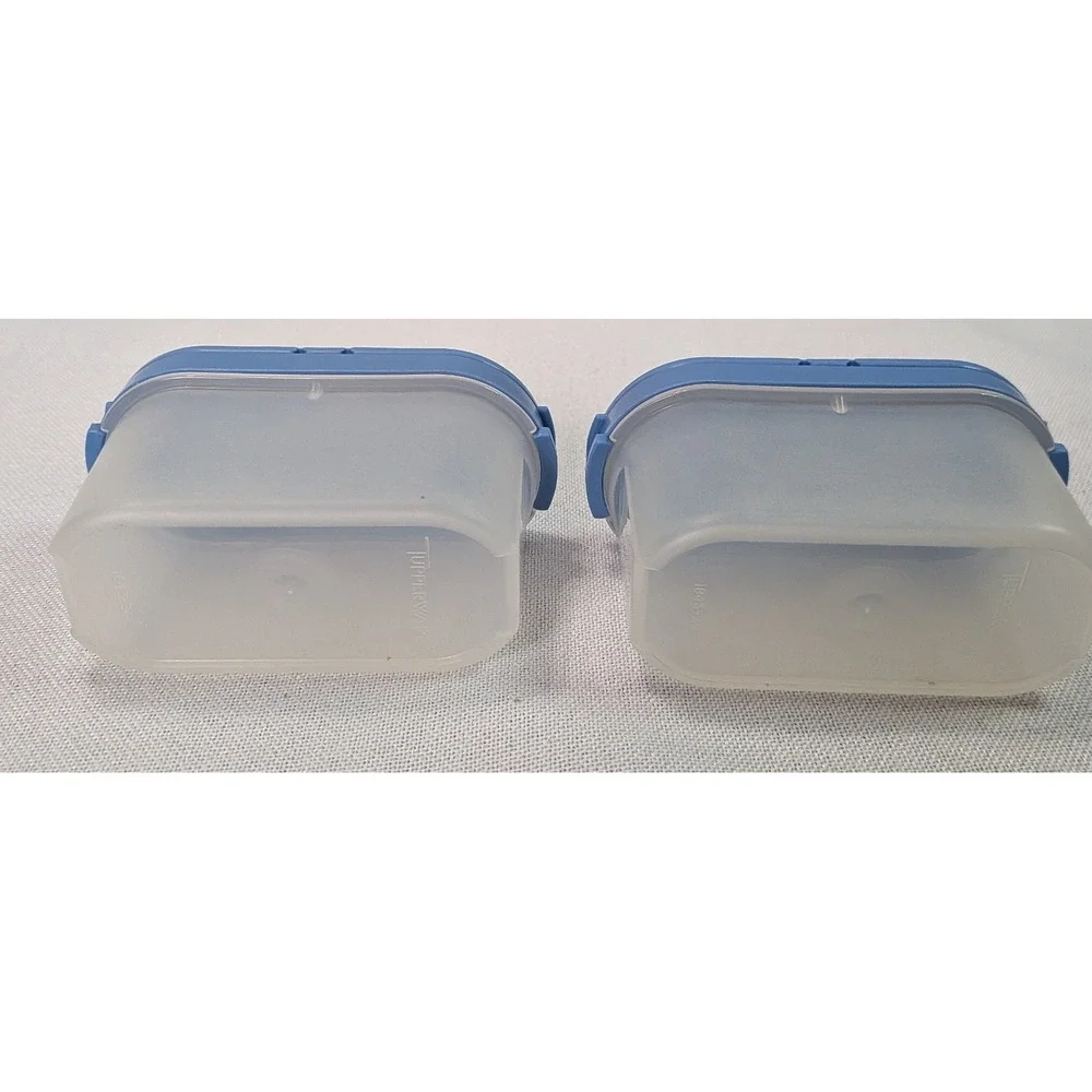 Tupperware Spice Shaker Set of 2 Small Blue Clear Modular Mates Excellent Cond
